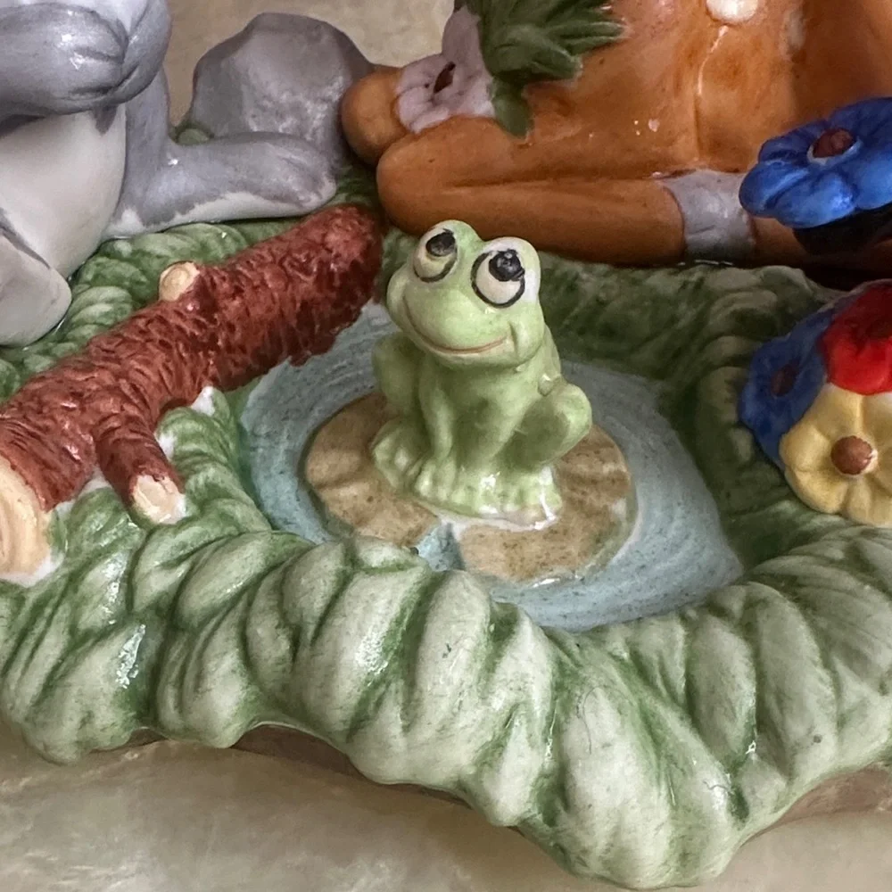 Vtg Walt Disney Productions Bambi Thumper & Flower with Frog Porcelain Figurine